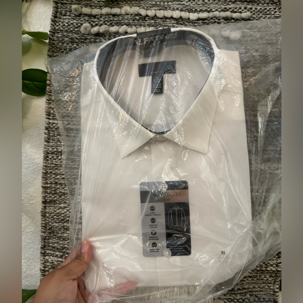 NWT ALFATECH BY ALFANI SLIM FIT DRESS SHIRT